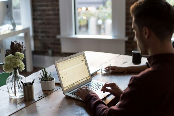 Top 5 raisons d'emb engager un consultant SEO réputé